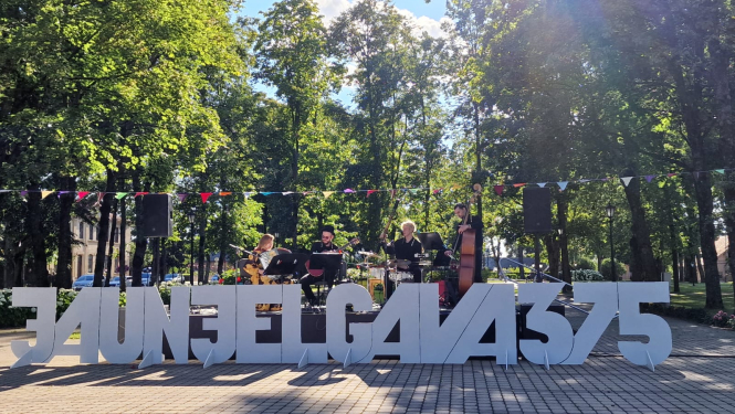 Jaunjelgavai 375