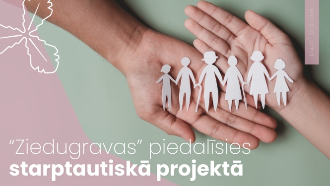 rokās tur no papīra izgrieztus cilvēciņua