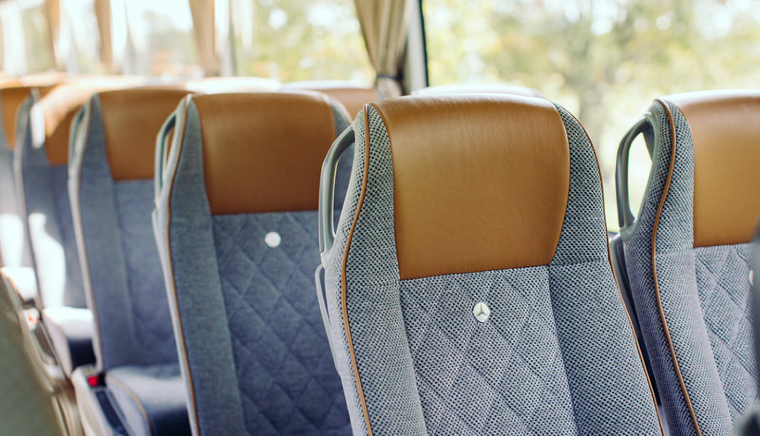 autobusa salons
