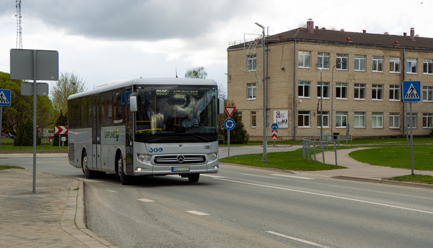 Autobuss