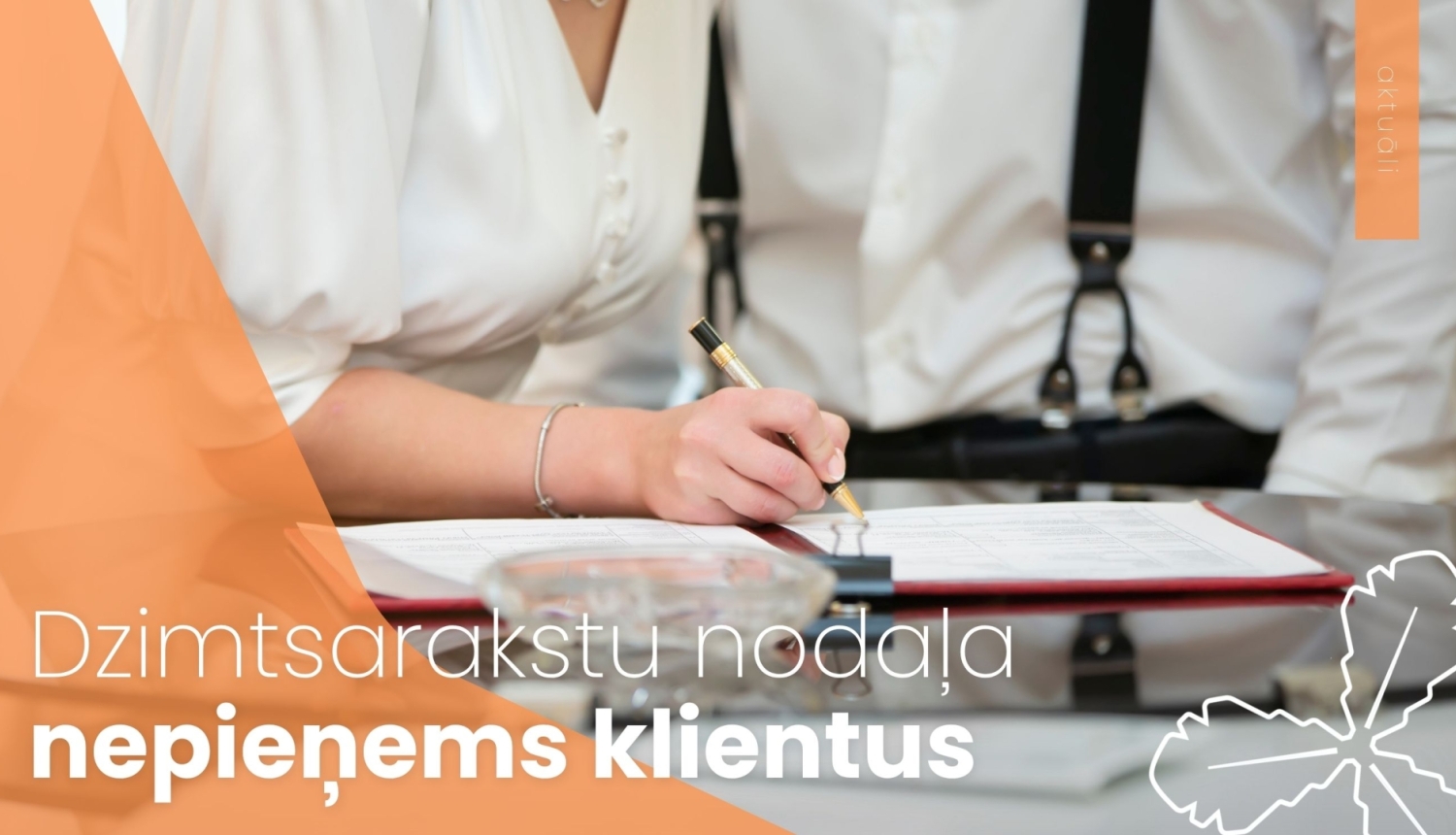 cilvēki paraksta dokumentus