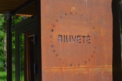 buvete uzraksts