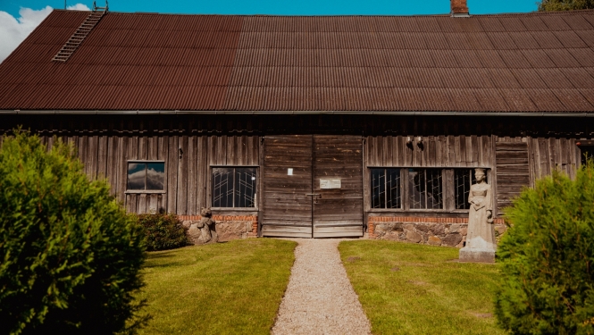 Tēlnieka Voldemāra Jākobsona memoriālā māja