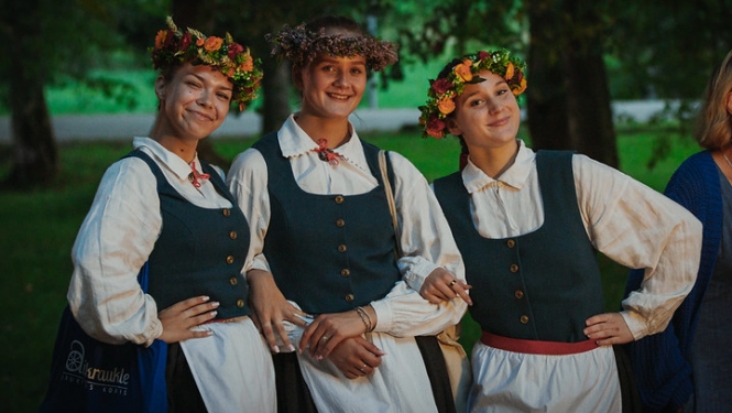 dziedāšanas svētki