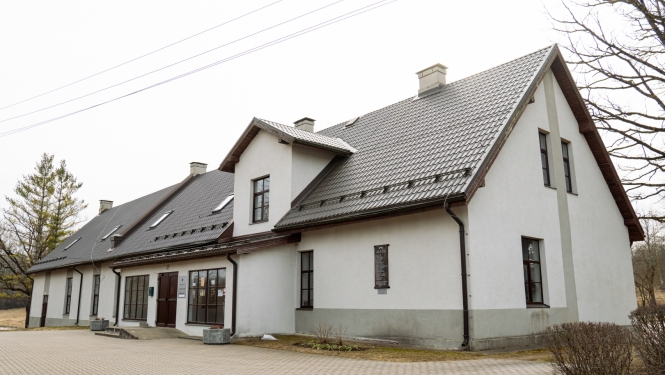 Sērenes Tautas nams