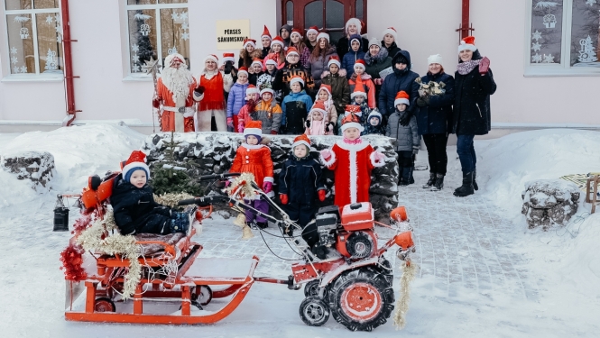 pērses sākumskola un kamanas