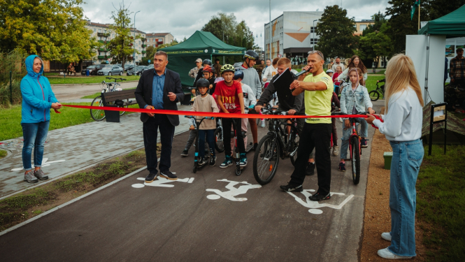 Daugavas takas atklāšanna -letas griešannas brīdis