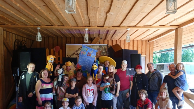 Pļaviņu dienas aprūpes centrs apmeklē labdarības pasākumu