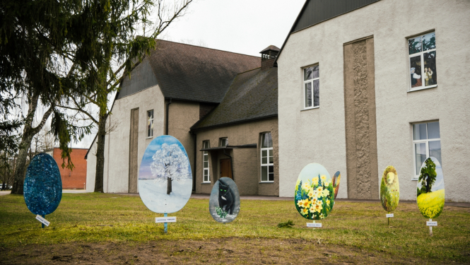 dekorācijas- nokrāsotas olas