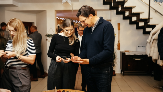 Uzņēmēji veido piekariņus