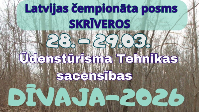 cilvēki brauc laivās pa upi