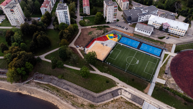 Jaunatklātais sporta stadions