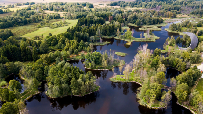 Kirkilu karsta ezeriņi Lietuvā