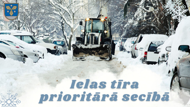 sniega tīrīsanas traktors