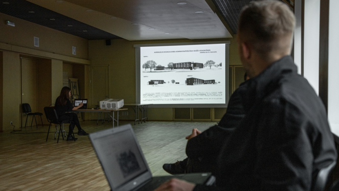 Prezentācija par pašvaldības ēkss pārbūves plāniem