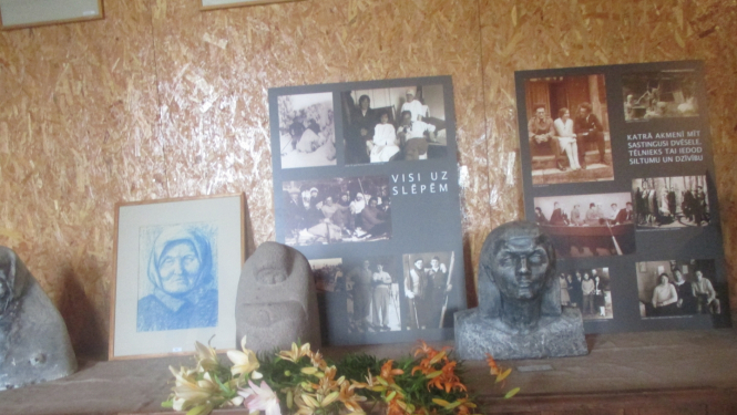 Tēlnieka Voldemāra Jākobsona “Galdiņos” gaida apmeklētājus