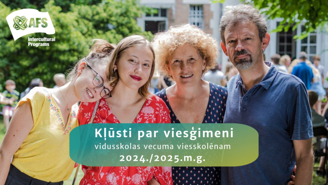 ģimene viens otru apķēruši