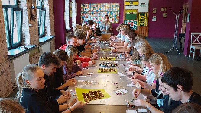 studenti gatavo Skrīveru gotiaņas