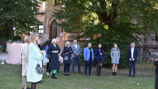 Uzņēmēji tiekas Odzienas pilī