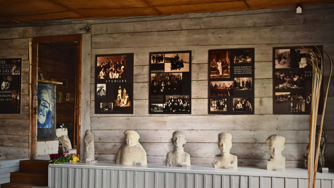 Memoriālās mājas izstāde