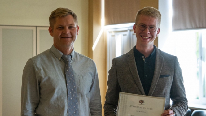 ministrs un sc. dienesta vaditajs