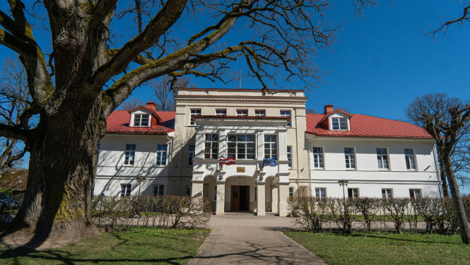 Mazzalves pamatskola