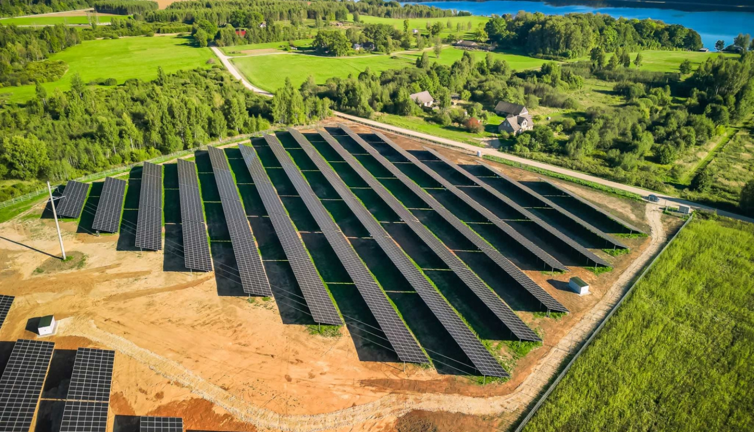 Darbu sāk Aizkraukles novada jaudīgākā saules elektrostacija