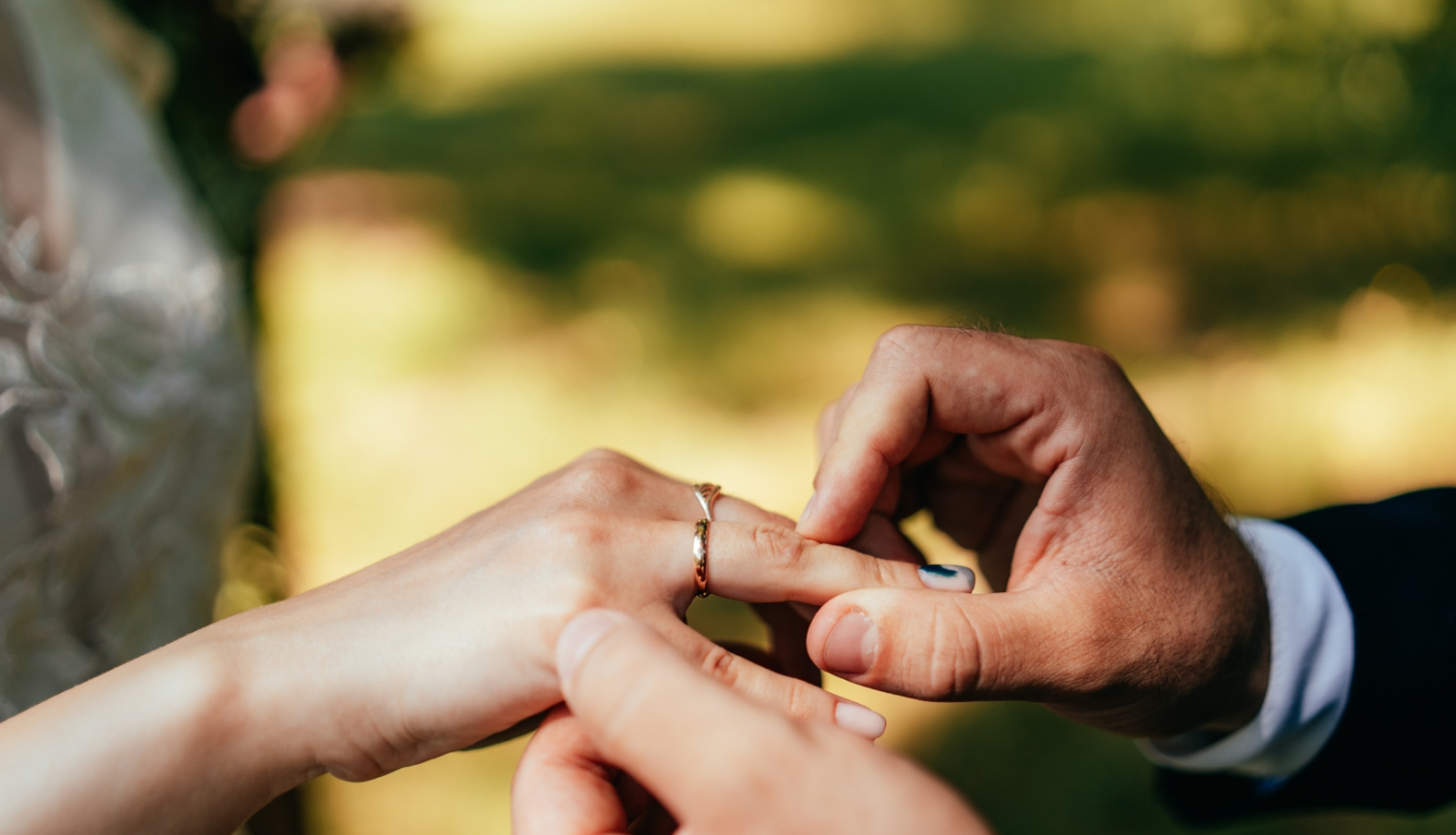 pāris mij gredzenus