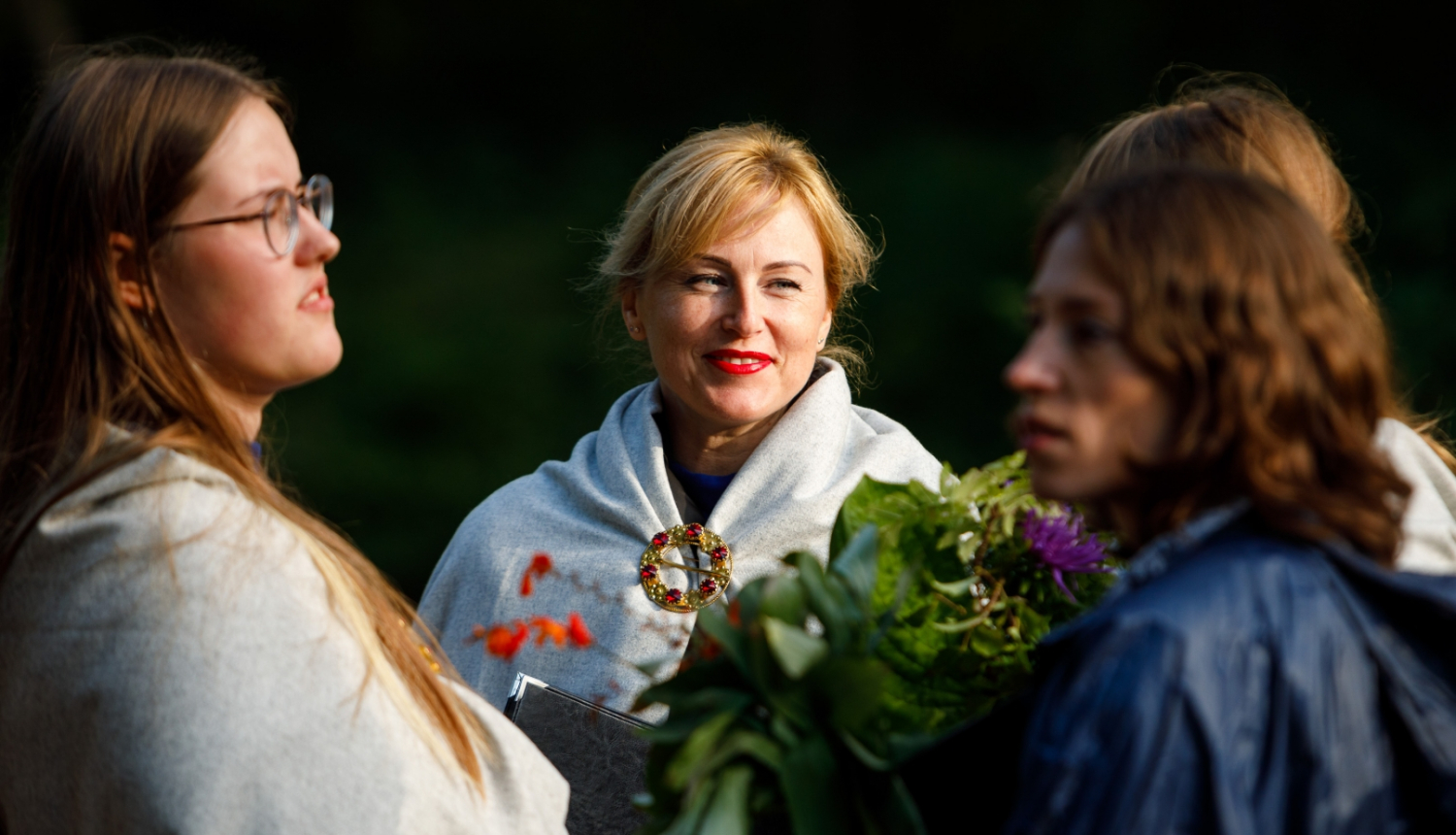 sieietes tautastērpos