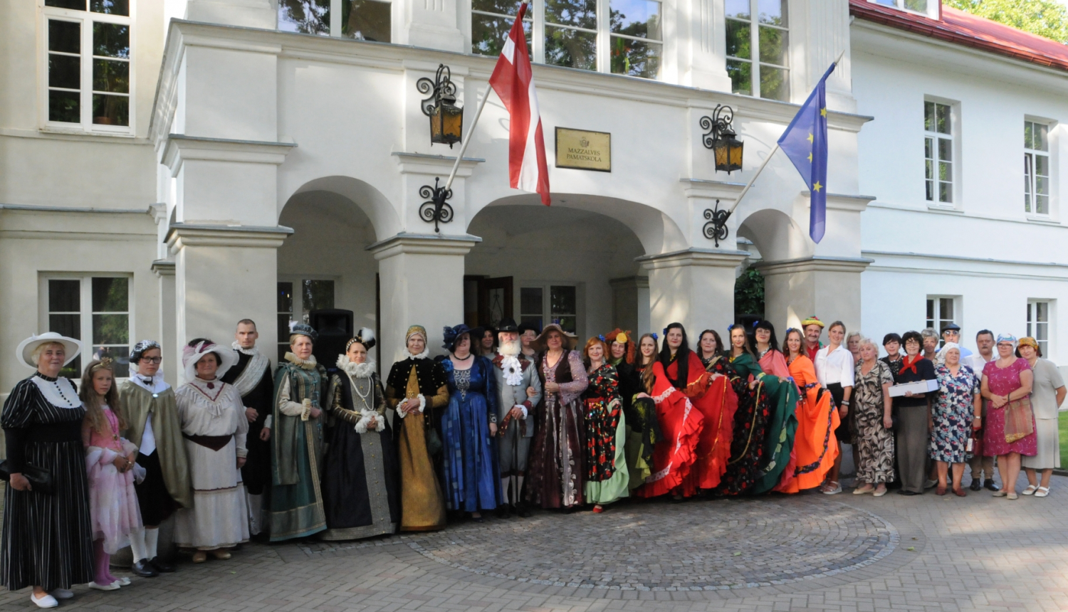 pie Ērberģes muižas