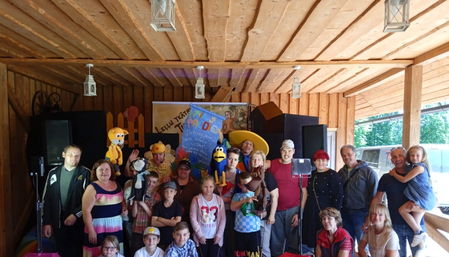 Pļaviņu dienas aprūpes centrs apmeklē labdarības pasākumu