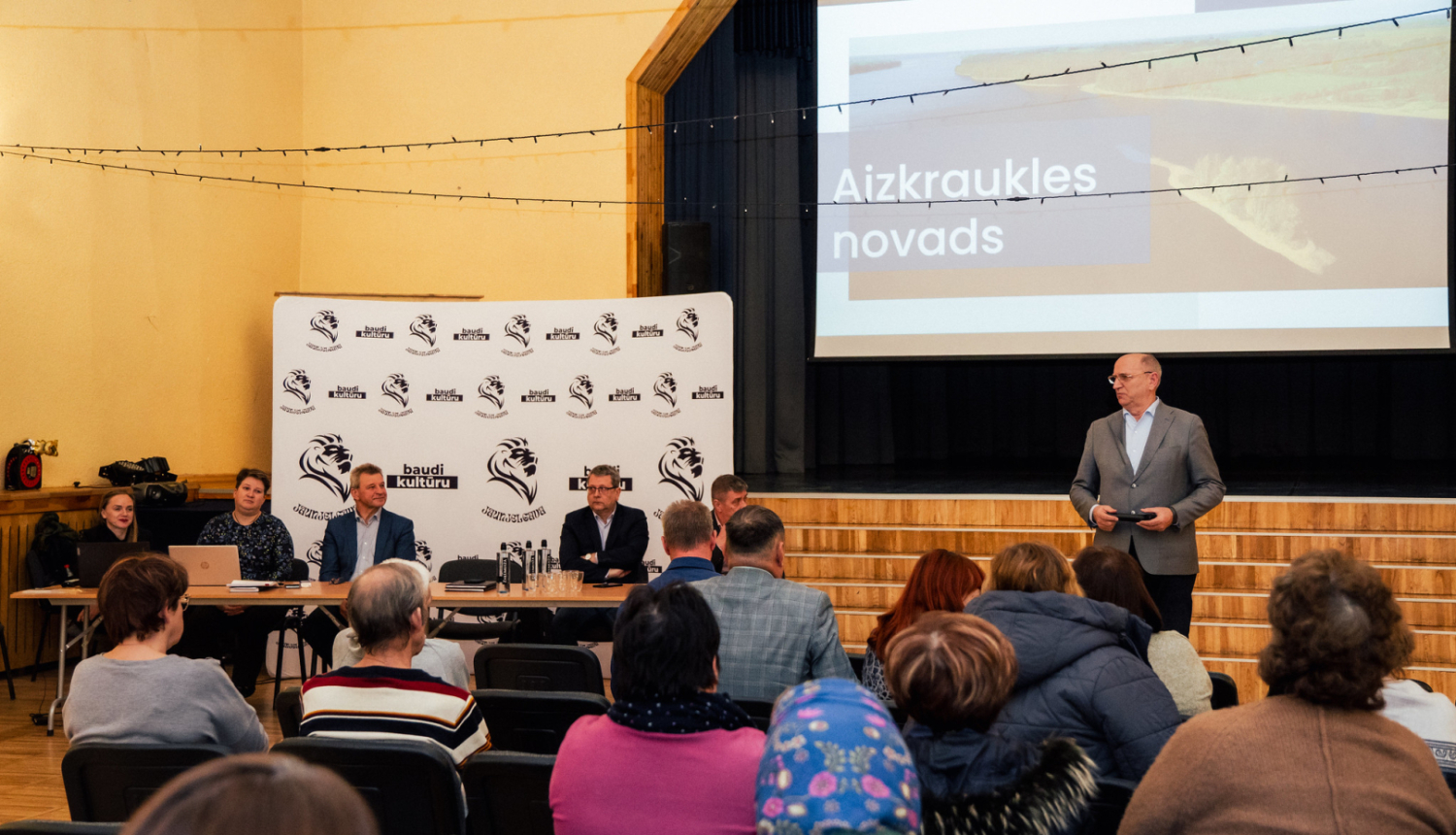 iedzīvotāju tikšanās ar pašvaldības vadību