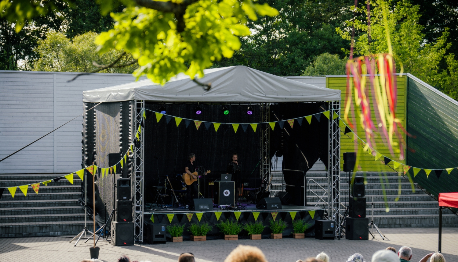 Sudmaliņu saliņas estrāde