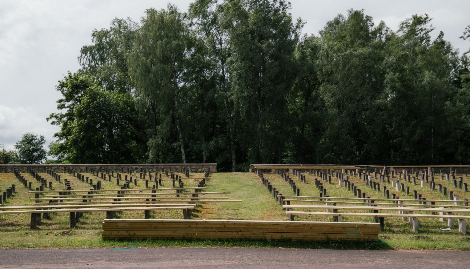 atjaunina Aizkraukles pagasta estrādes solus