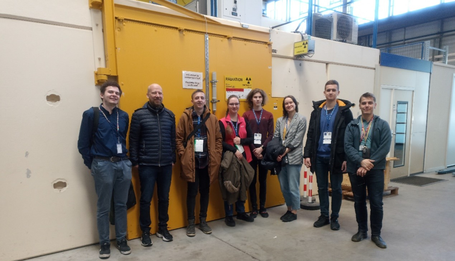 ĒNU DIENĀ Šveicē piedalījās arī Andreja Upīša Skrīveru vidusskolas audzēknis Kalvis Kalniņš (otrais no labās).