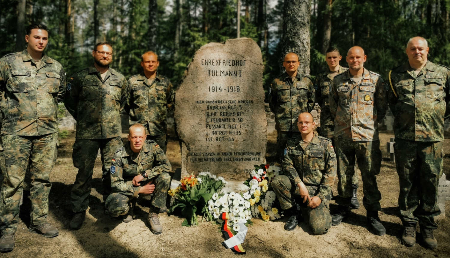 kopbilde pie pieminekļa