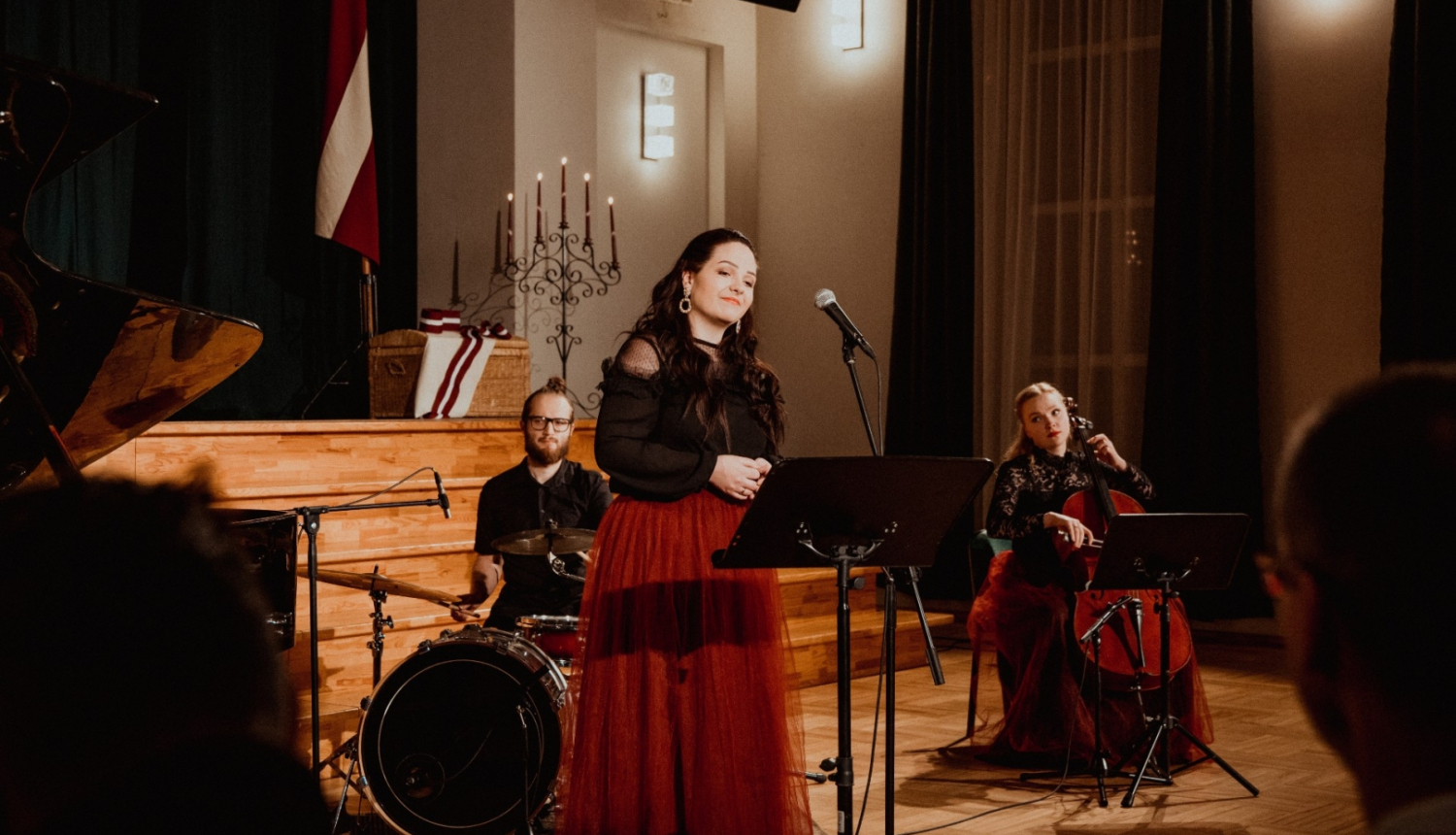 uzstāšanās koncertā