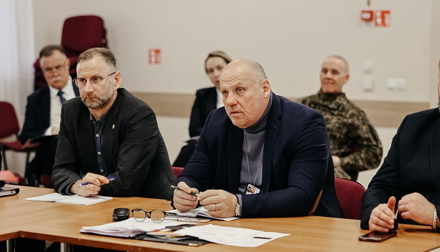 Raimonds Bergamis un kolēģi diskutē Staburagā